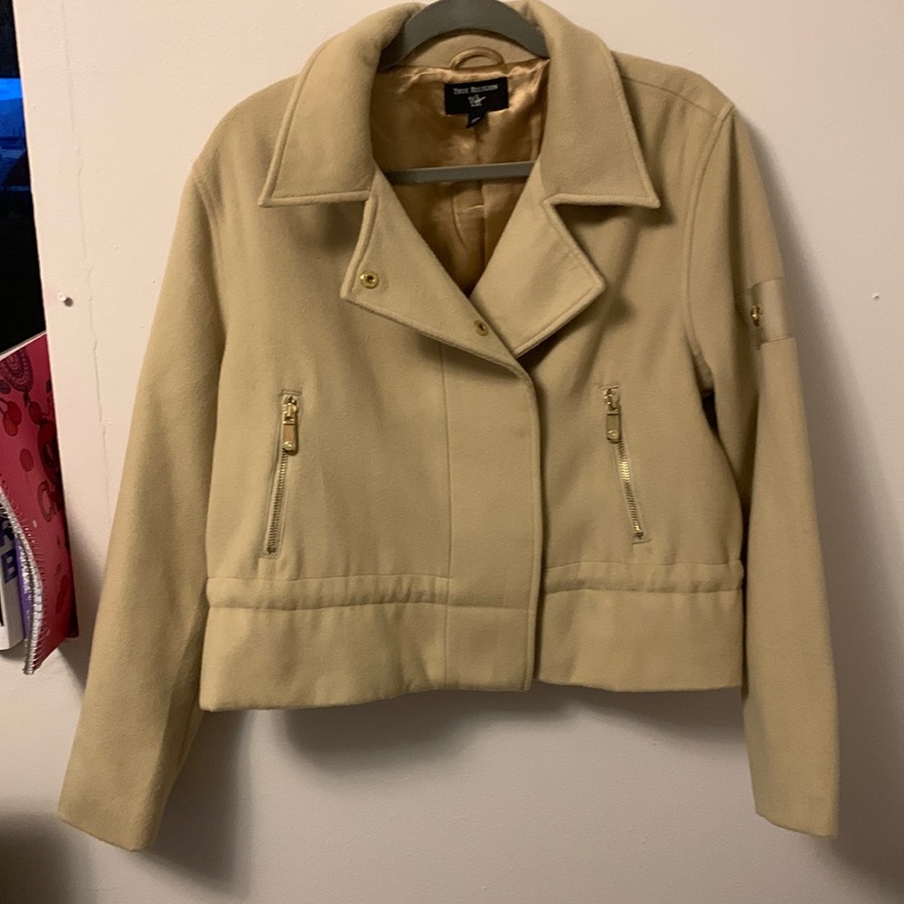 Women’s peplum wool coat